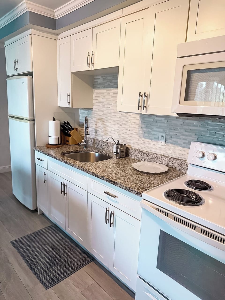 Studio, 1 Bedroom, Patio, Garden View | Interior