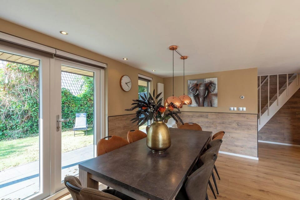 House | Dining