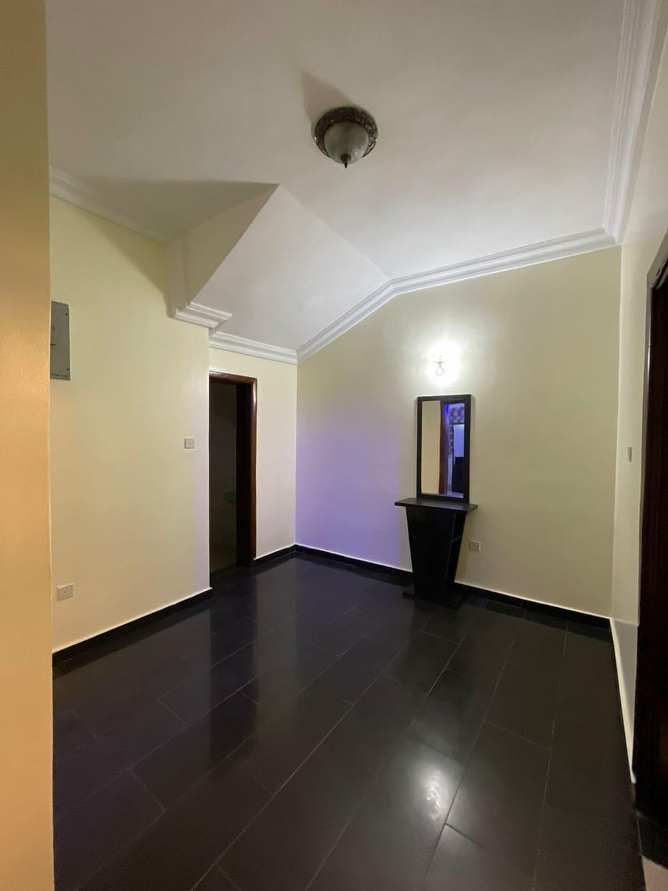 Luxury Apartment | 5 bedrooms, desk, free WiFi
