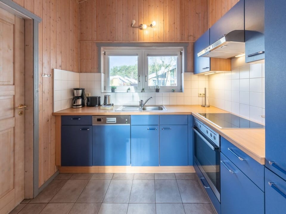 House | Private kitchen | Highchair