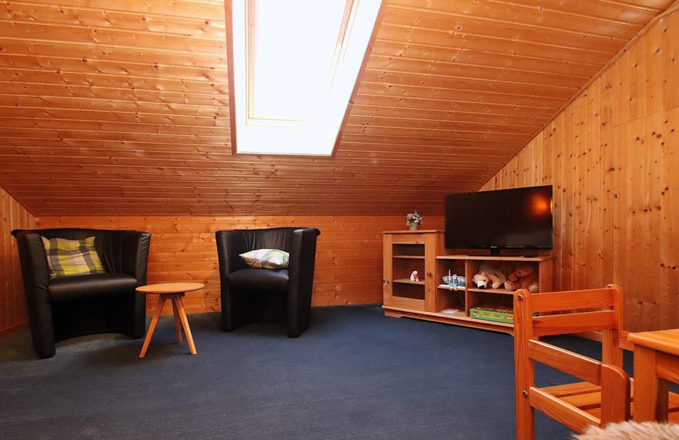 Ferienhaus mit Kaminofen in Burhave House in Butjadingen