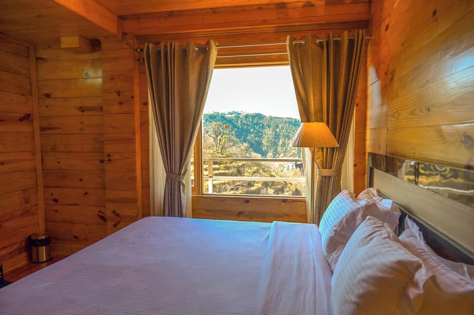 Deluxe Double Room | In-room safe, laptop workspace, blackout drapes, soundproofing