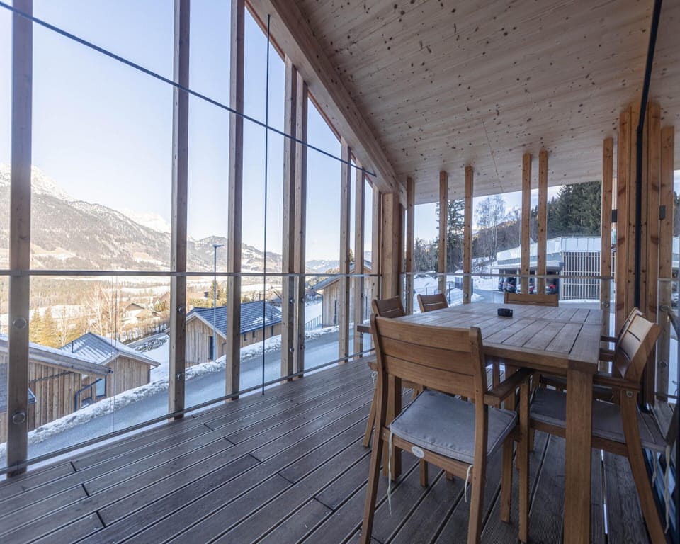 Chalet | Balcony