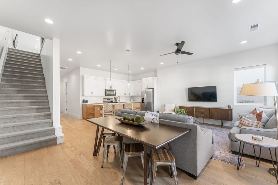 Townhome, 4 Bedrooms | Interior