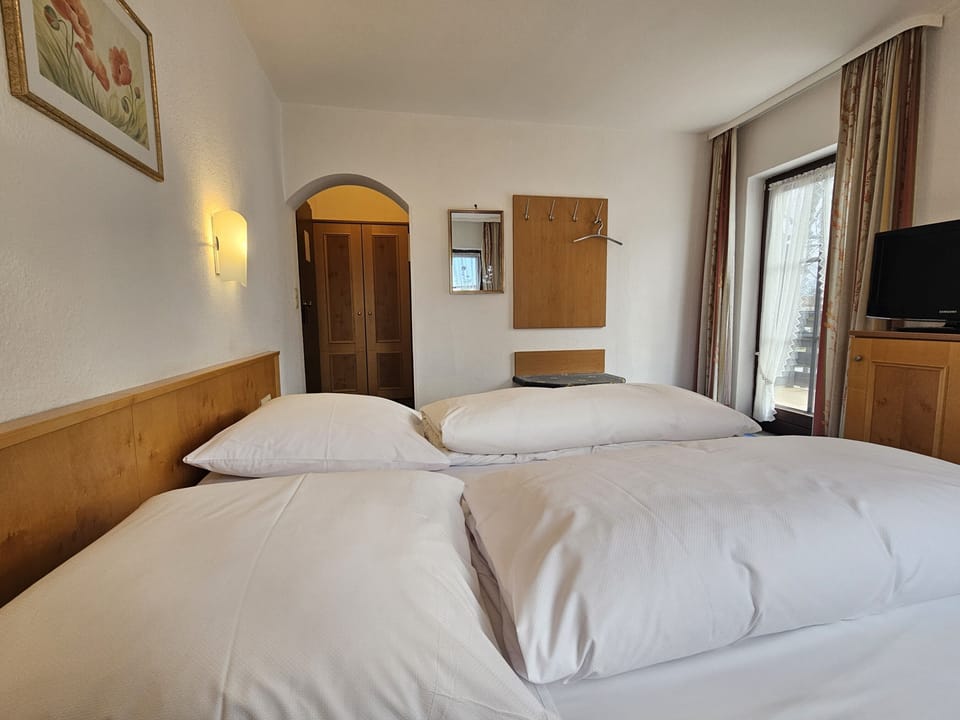 Double Room | Free WiFi