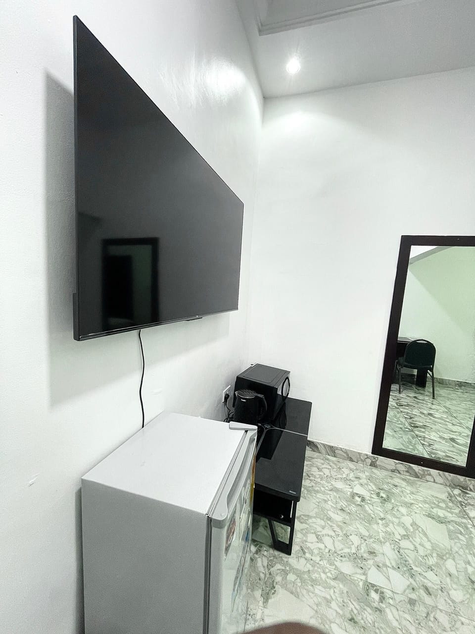 Basic Room | Bathroom | Bathrobes, slippers