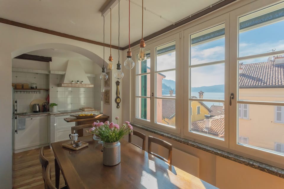 Apartment (3 Bedrooms) | Private kitchen | Oven, espresso maker, electric kettle, highchair