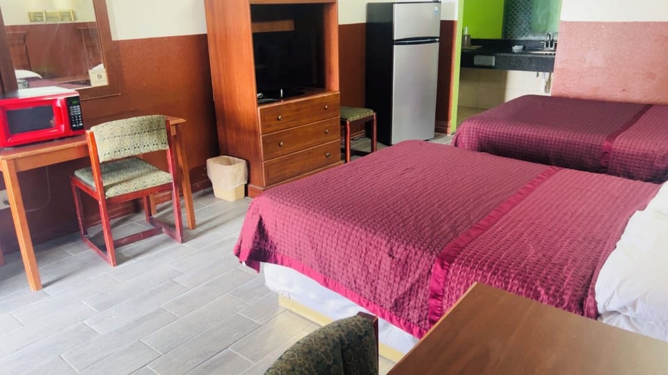 Double Room, Non Smoking | Desk, iron/ironing board, free WiFi, bed sheets