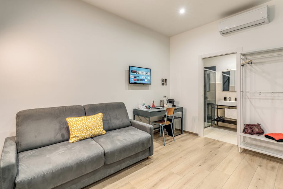 Classic Quadruple Room | Soundproofing, free WiFi