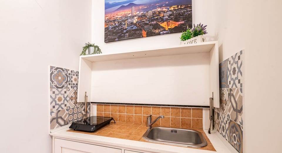 Soundproofing, WiFi (free)