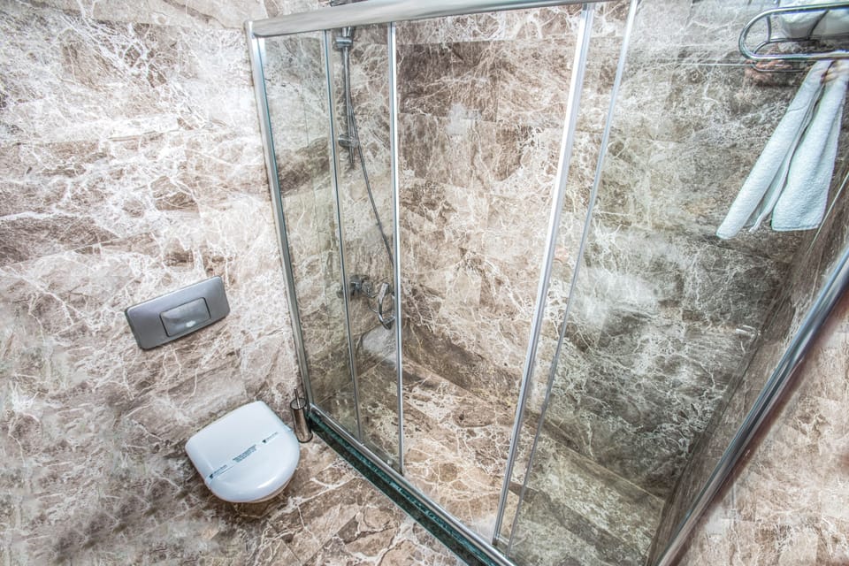 1 bedroom, minibar, in-room safe, desk
