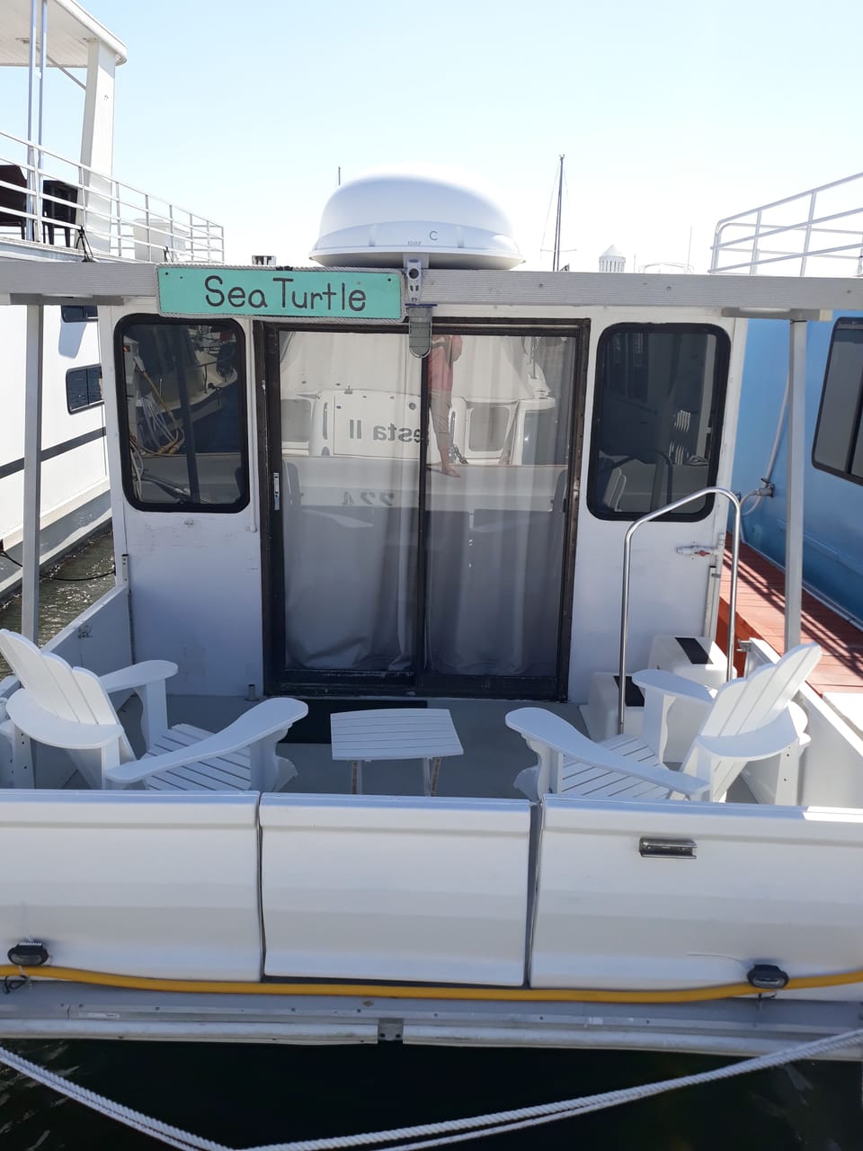 Romantic Bungalow, 1 Bedroom, Kitchen, Harbor View (Sea Turtle) | Living area | 30-inch flat-screen TV with cable channels, TV