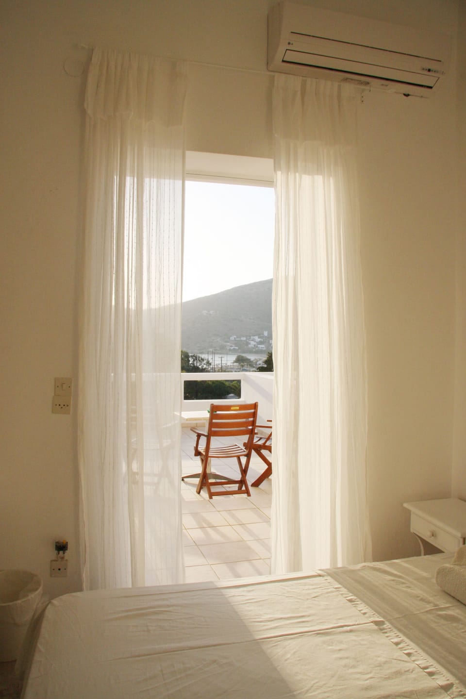 Triple Room, Sea View | In-room safe, free WiFi, bed sheets