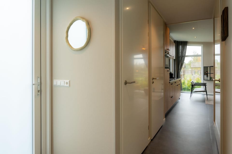 House | Reception