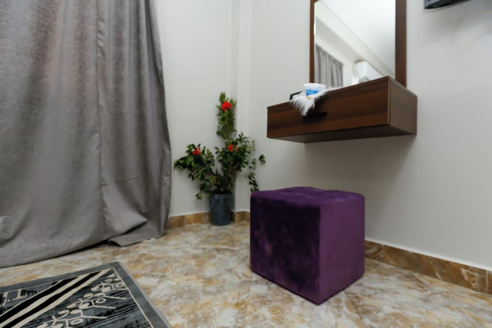 Free minibar, laptop workspace, free WiFi, bed sheets