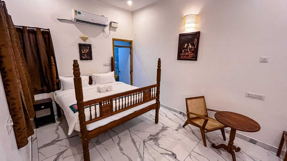 Deluxe Room | Premium bedding, desk, free WiFi, bed sheets