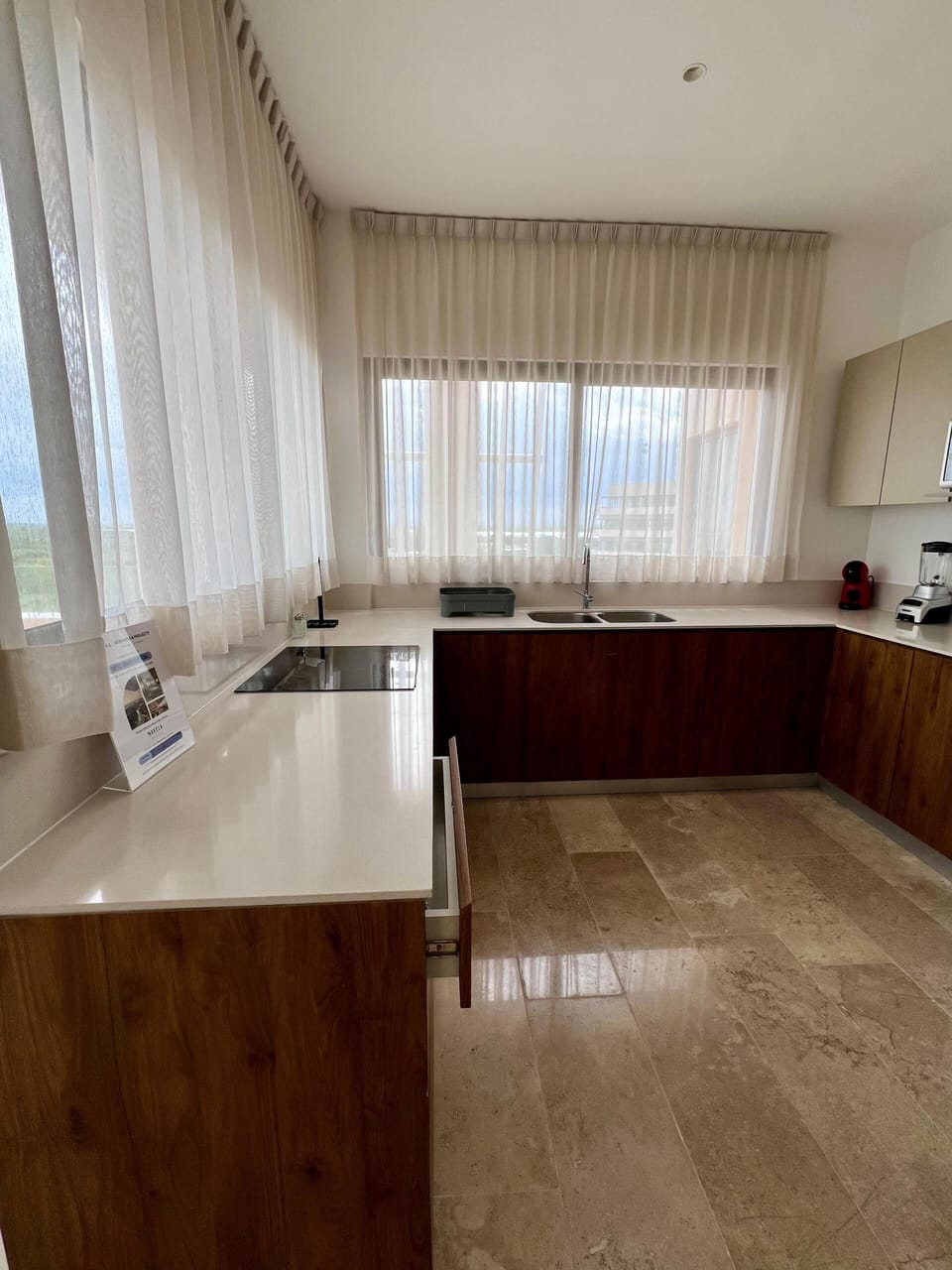 Luxury Apartment, Private Pool, Sea View | Private kitchen | Toaster
