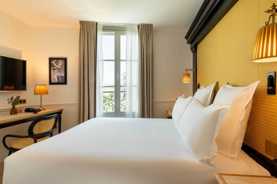 Superior Double or Twin Room | Premium bedding, minibar, in-room safe, desk