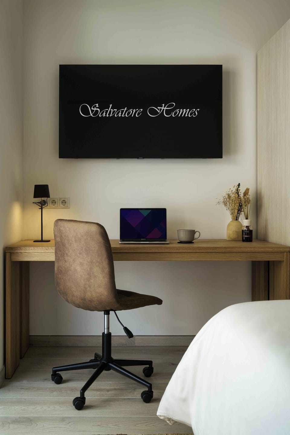 Luxury Condo, 2 Bedrooms, Kitchen, Pool View | 2 bedrooms, Egyptian cotton sheets, premium bedding, in-room safe