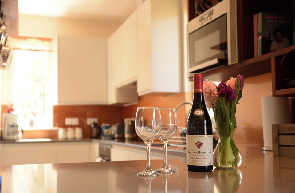 Apartment | Private kitchen | Fridge, microwave, oven, electric kettle