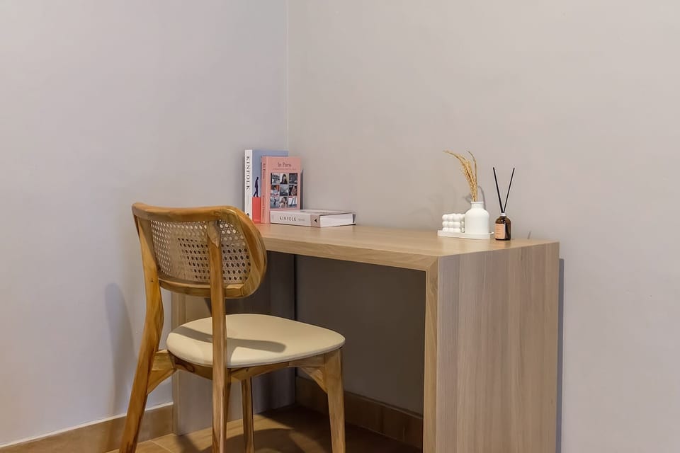 Basic Villa | Desk, WiFi (free), bed sheets