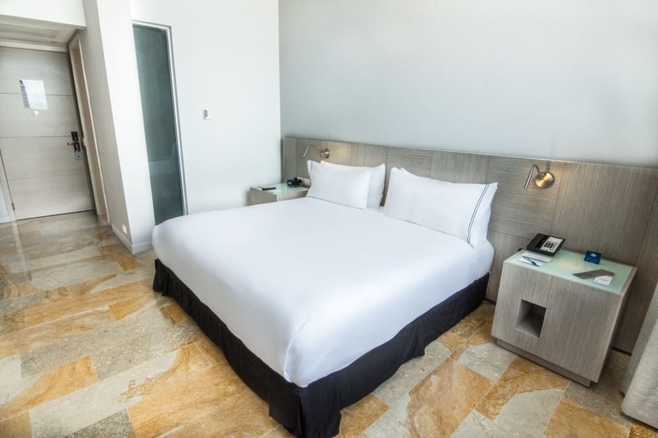 Premium bedding, minibar, in-room safe, desk