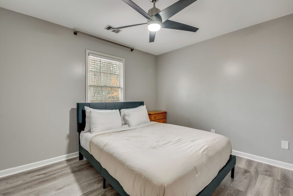 House (5 Bedrooms) | Interior