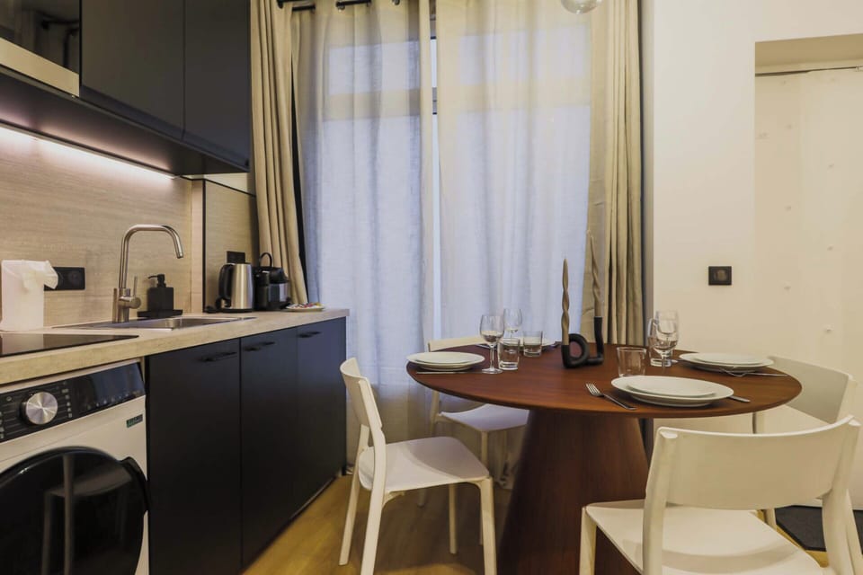 Apartment | Private kitchen | Fridge, microwave, stovetop, coffee/tea maker