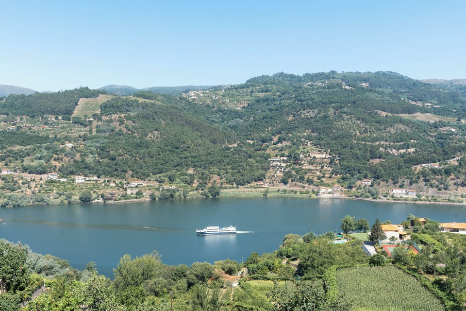 Feel Discovery Mirão River House Douro Villa in Porto District