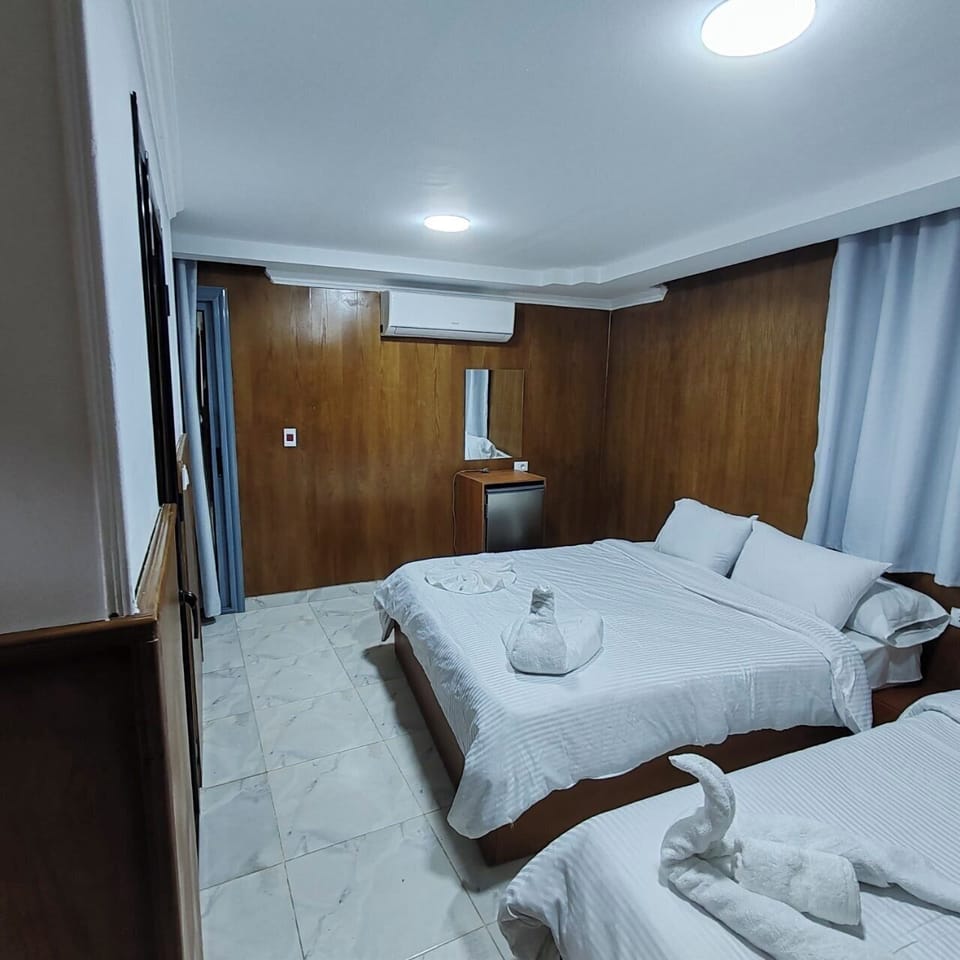 Junior Duplex | Minibar, in-room safe, desk, laptop workspace