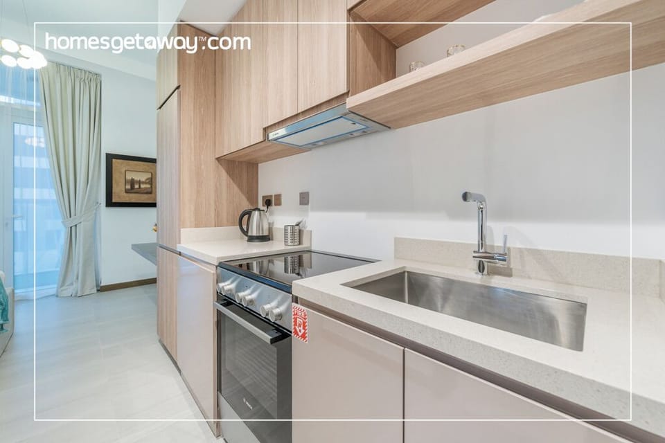 Studio, Non Smoking | Private kitchenette | Espresso maker, electric kettle