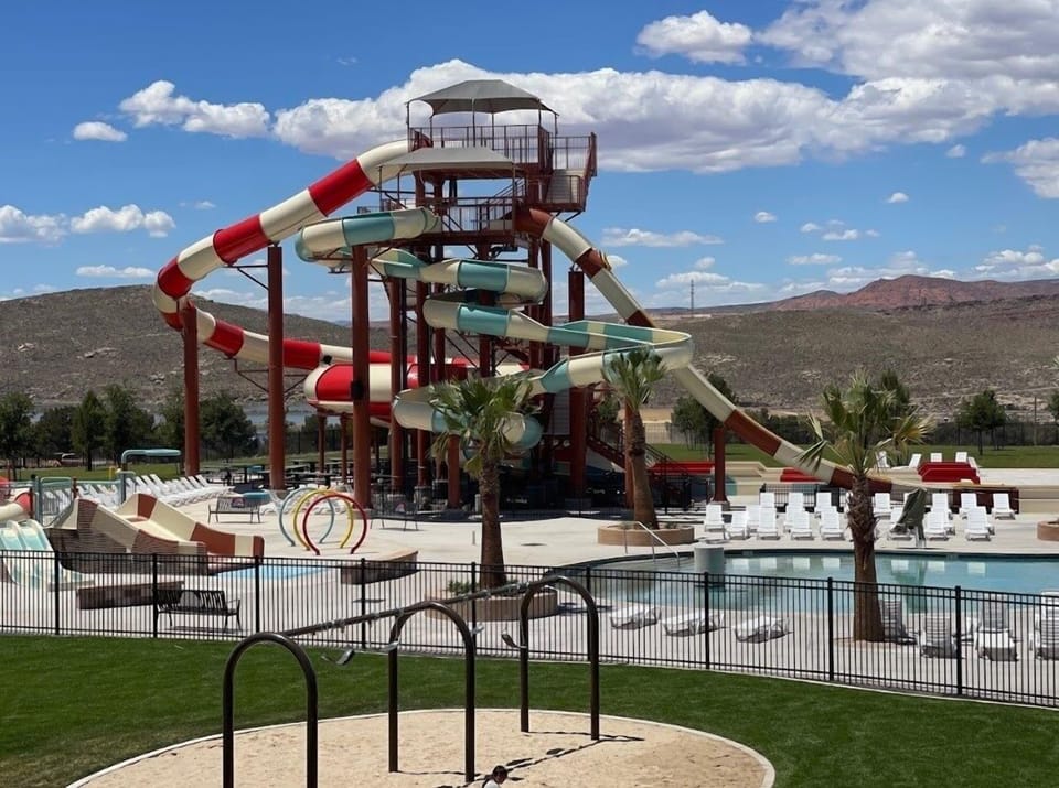 Condo, 3 Bedrooms | Pool