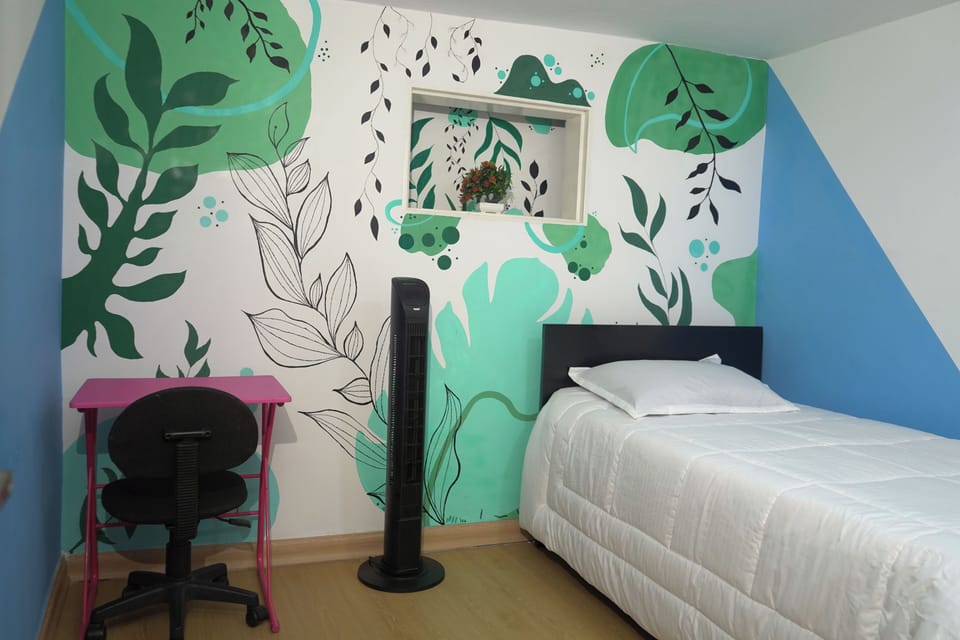 Room | Free WiFi