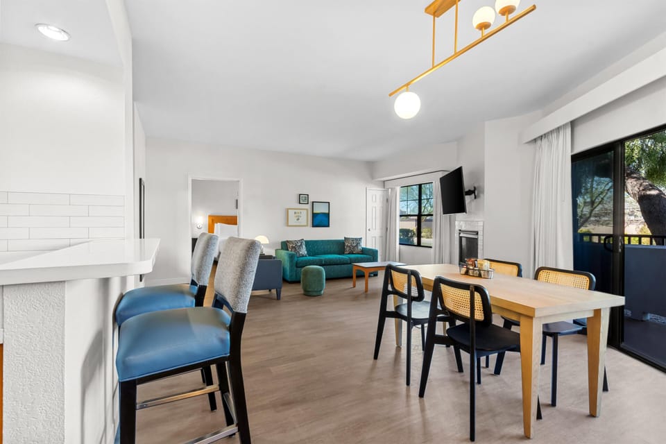 Suite, Multiple Beds | Desk, iron/ironing board, free rollaway beds, free WiFi