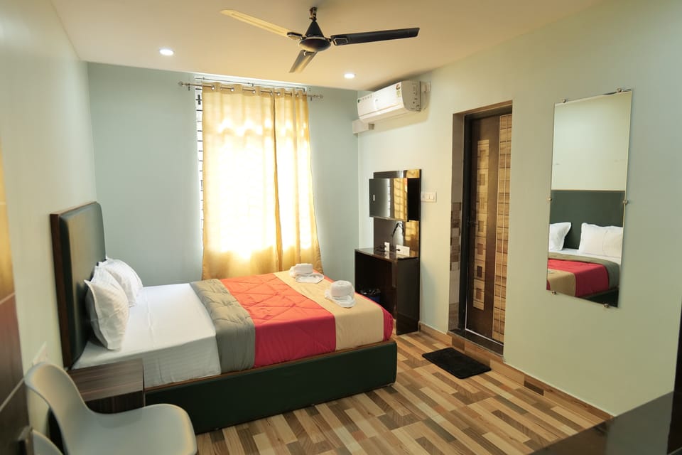 Double Room | Desk, laptop workspace, free WiFi