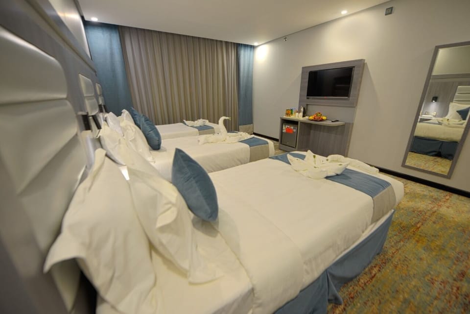 Quadruple Room, City View | WiFi (free)