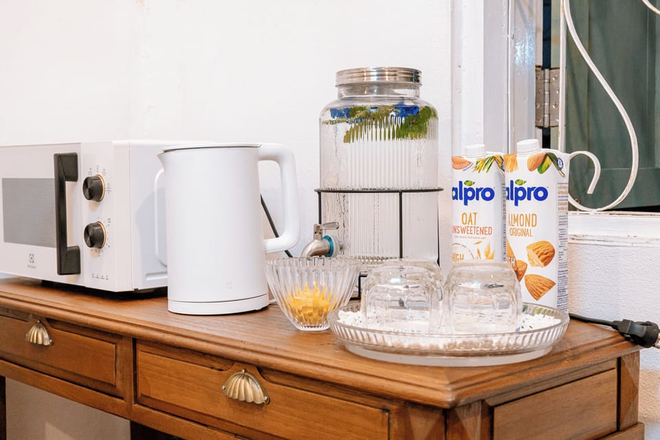 Free daily local cuisine breakfast