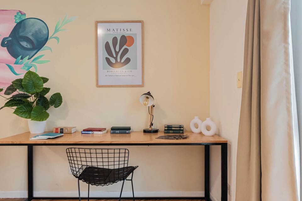 Apartment | 2 bedrooms, blackout drapes, iron/ironing board, free WiFi