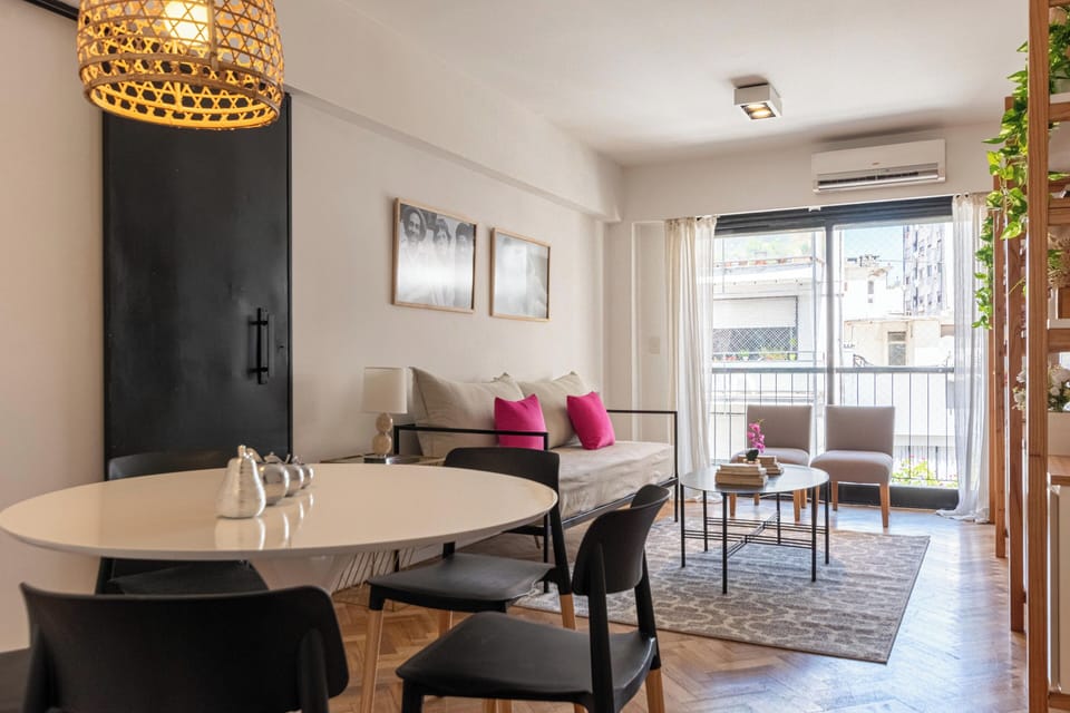 Apartment | Living area | TV