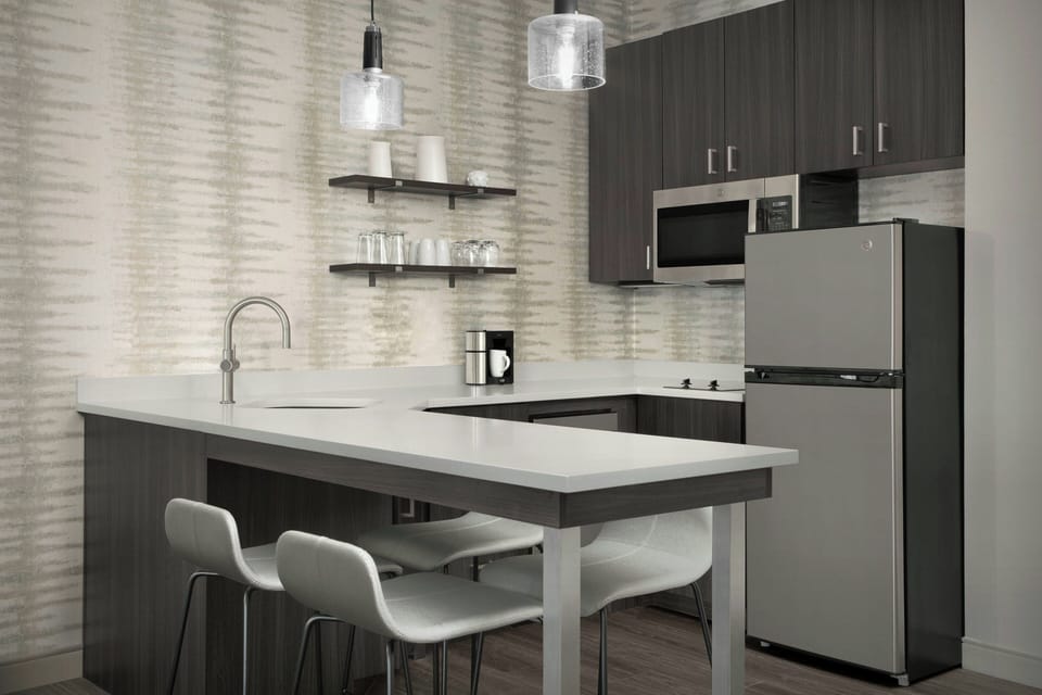 Studio, Multiple Beds | Private kitchen | Coffee/tea maker