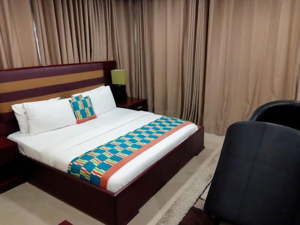 Junior Room, Balcony, Beach View | Desk, laptop workspace, blackout drapes, soundproofing