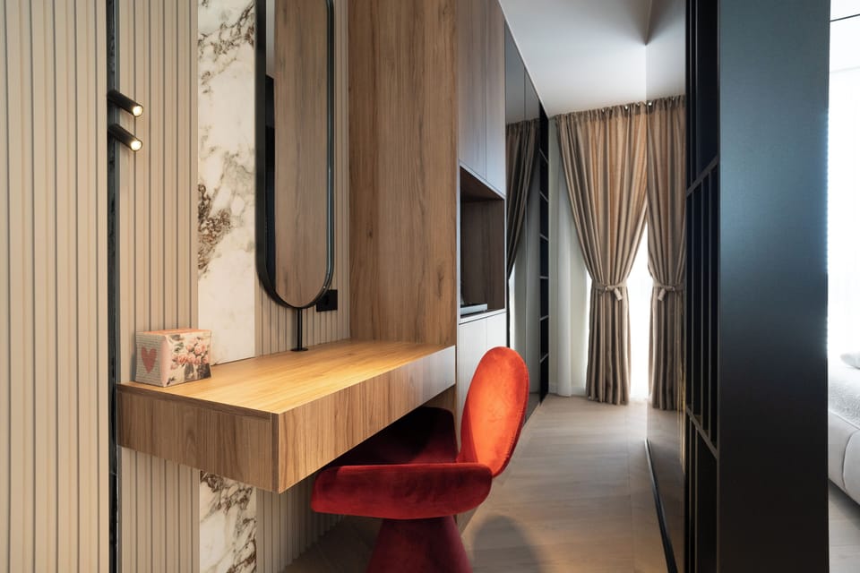 Deluxe Double Room, Sea View | In-room safe, blackout drapes, soundproofing, iron/ironing board