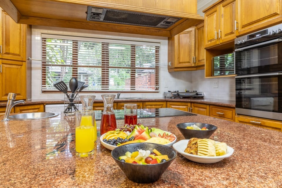 Superior House, Non Smoking, Golf View | Private kitchen | Full-size fridge, microwave, oven, stovetop