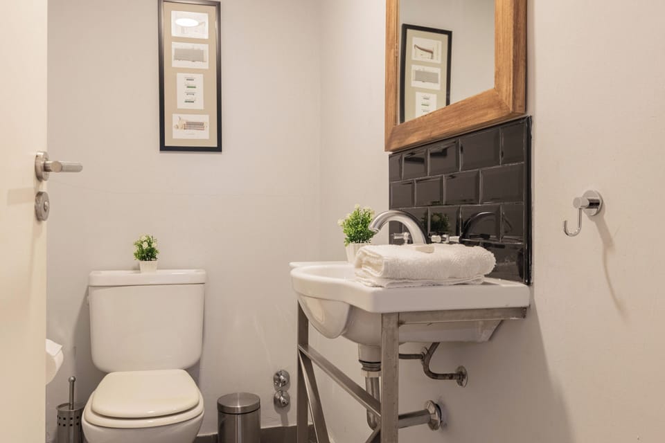 Apartment | Bathroom
