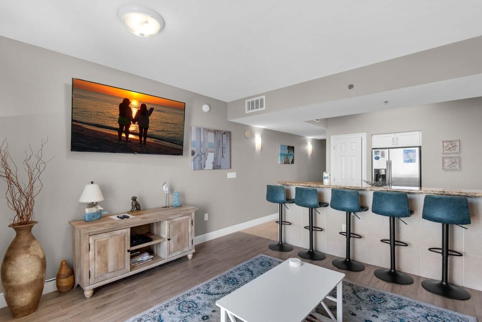 Condo, 1 Queen Bed with Sofa bed (Ariel Dunes II 2105) | Interior