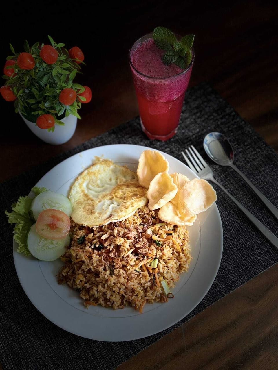 Local cuisine breakfast for a fee on weekends