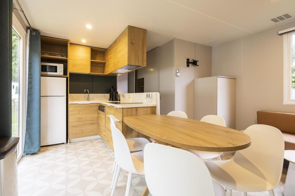 Apartment | Dining