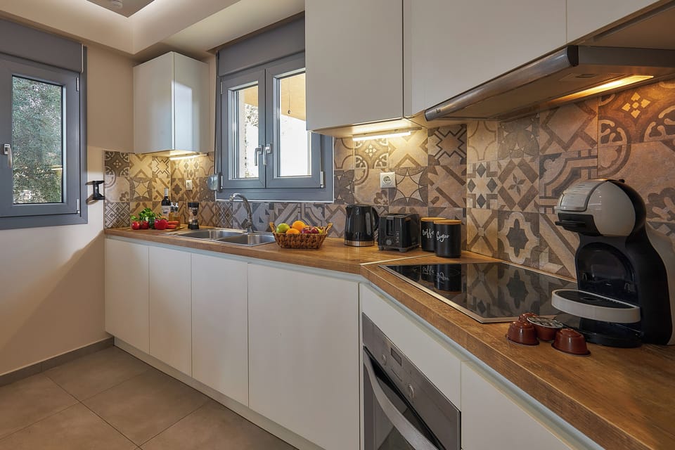 Villa, 2 Bedrooms, Private Pool | Private kitchen | Full-size fridge, oven, stovetop, coffee/tea maker