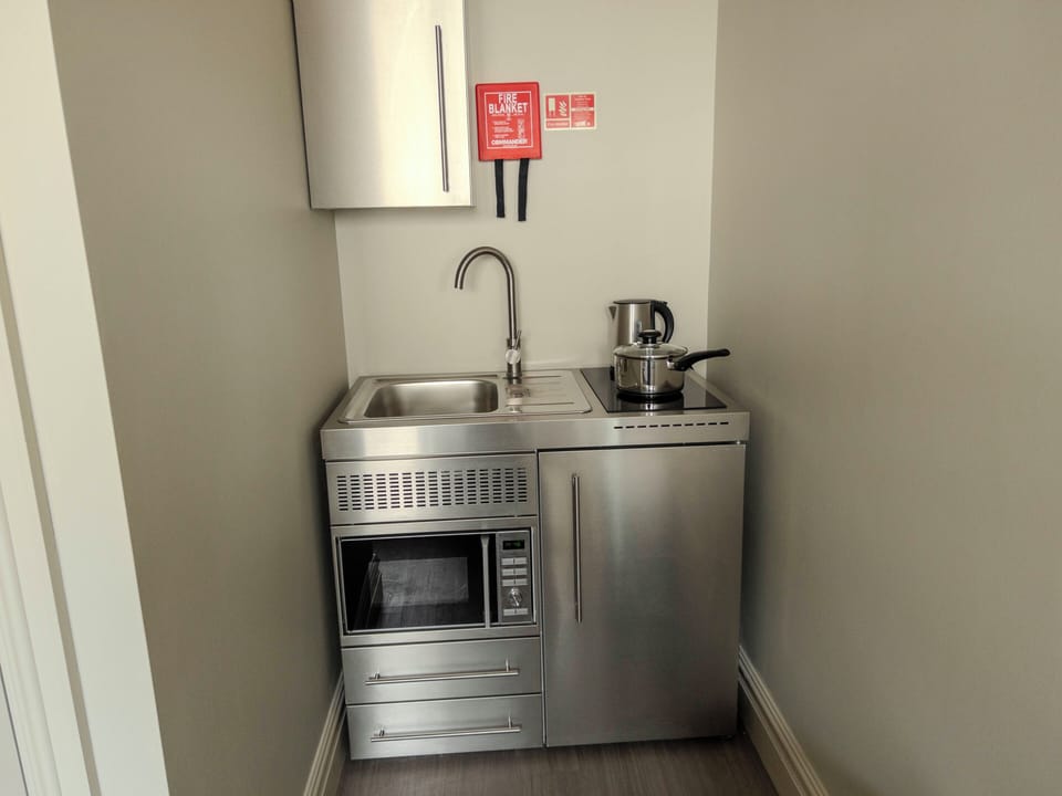 Private kitchenette