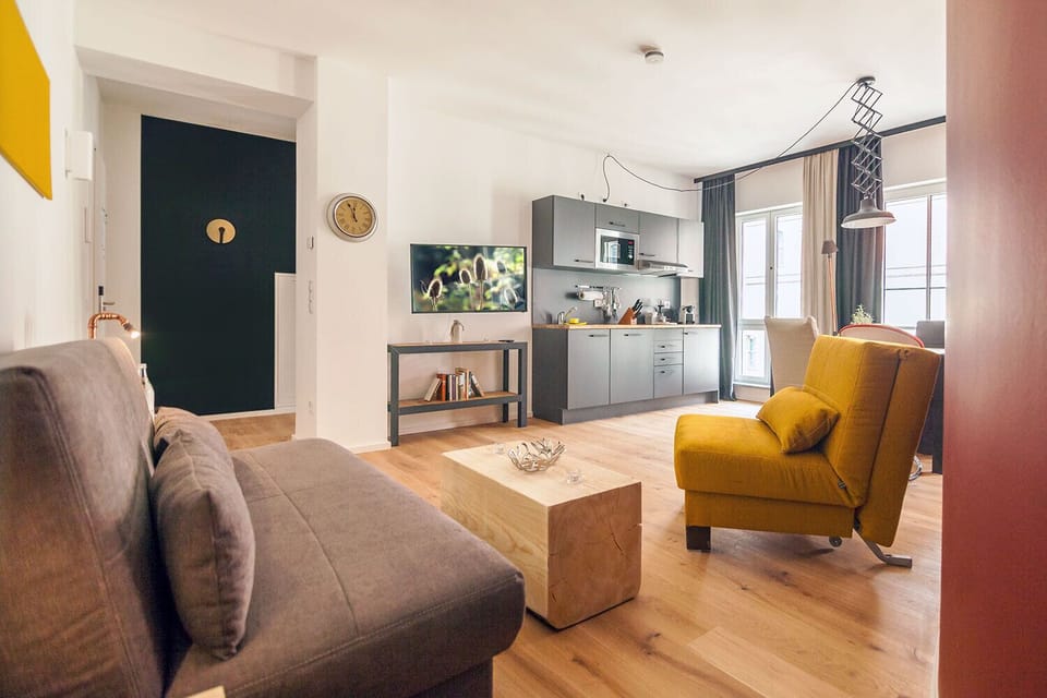 Family Apartment | Hypo-allergenic bedding, in-room safe, laptop workspace, soundproofing